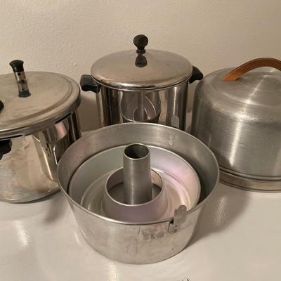 Pressure cooker, stock pot, cake pans