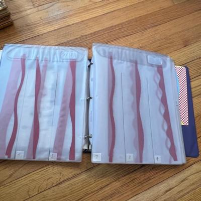 Scrapbooking Essentials (B2-RG)