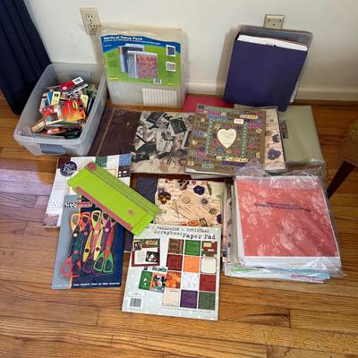 Scrapbooking Essentials (B2-RG)