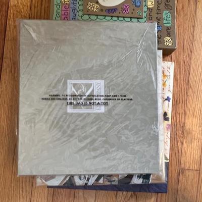 Scrapbooking Essentials (B2-RG)