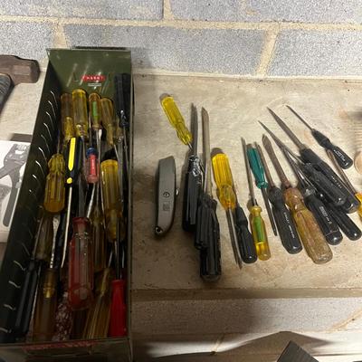 Green Metal Boxes With Tools (BS1-MG)