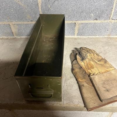 Green Metal Boxes With Tools (BS1-MG)