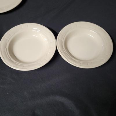 Longaberger Pottery Soup Tureen & Place Settings (BS2-DW)