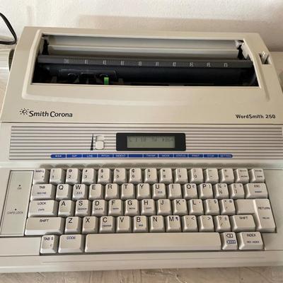 Smith Corona WordSmith 250 typewriter