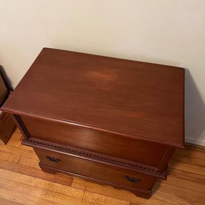 Solid Wood Blanket Chest with Dovetailed Drawer (B2-RG)