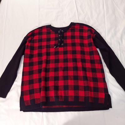 Simply Vera, Southern Lady, Stillwater and more Large Sweaters (B3-BBL)