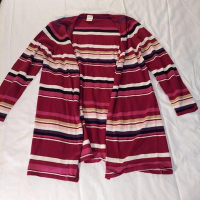 Simply Vera, Southern Lady, Stillwater and more Large Sweaters (B3-BBL)