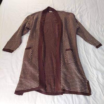 Simply Vera, Southern Lady, Stillwater and more Large Sweaters (B3-BBL)