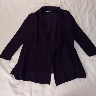 Simply Vera, Southern Lady, Stillwater and more Large Sweaters (B3-BBL)