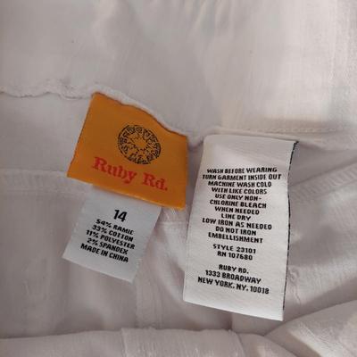 Women's Pants by Ruby Rd., Gloria Vanderbilt, Southern Lady and more (B3-BBL)