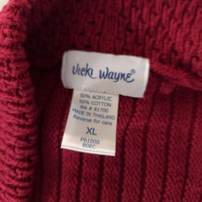 XL Sweaters by Southern Lady, Sag Harbor and More (B3-BBL)
