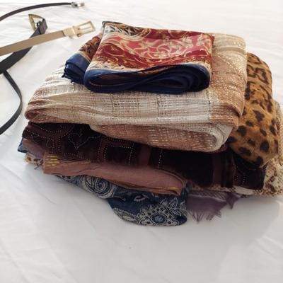 Scarves and Belts (B3-BBL)