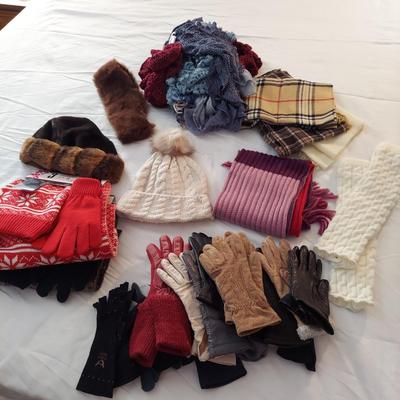 Ladies Winter Accessories (B3-BBL)