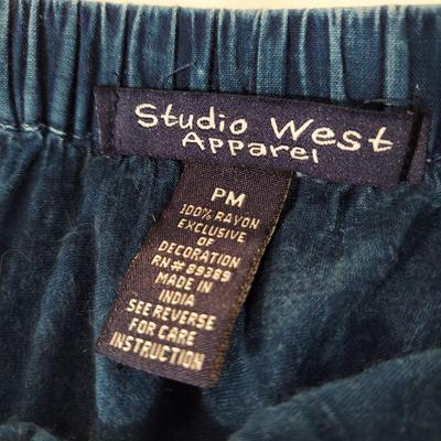 Alfred Dunner, Southern Lady and more Medium Tops and Sweaters (B3-BBL)