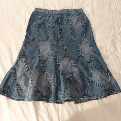 Alfred Dunner, Southern Lady and more Medium Tops and Sweaters (B3-BBL)