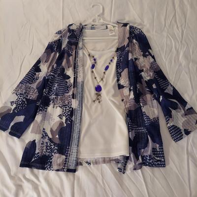 Alfred Dunner, Southern Lady and more Medium Tops and Sweaters (B3-BBL)