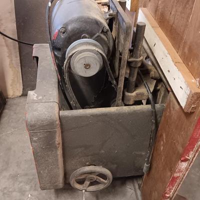 Wood top table saw