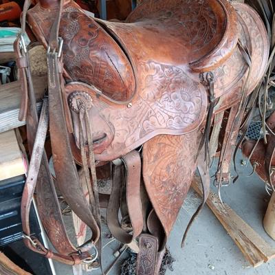 Buck Steiner Western Saddle with breast collar