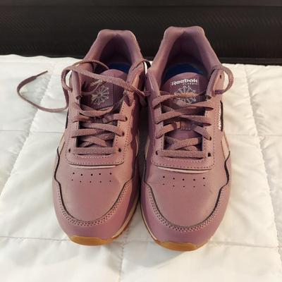 Size 7 Shoes by Crocs, Reebok, Keds and more (B3-BBL)