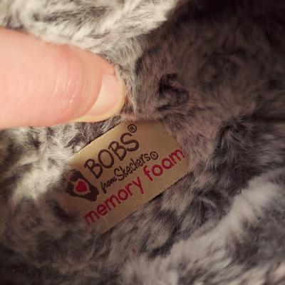 Size 7 Shoes by Crocs, Reebok, Keds and more (B3-BBL)