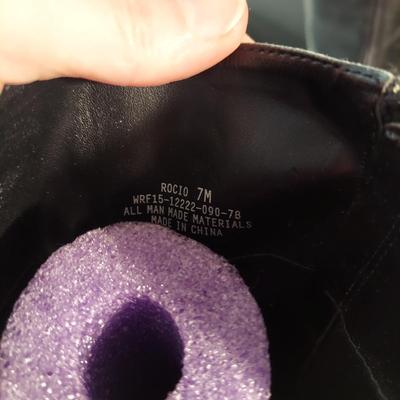 Size 7 Boots by Guess, Totes, Skechers and more (B3-BBL)