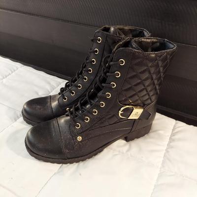 Size 7 Boots by Guess, Totes, Skechers and more (B3-BBL)