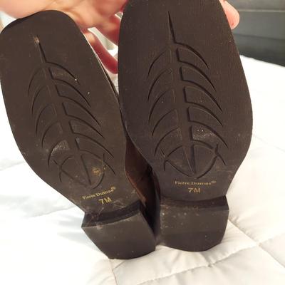 Size 7 Boots by Guess, Totes, Skechers and more (B3-BBL)