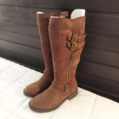 Size 7 Boots by Guess, Totes, Skechers and more (B3-BBL)