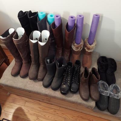 Size 7 Boots by Guess, Totes, Skechers and more (B3-BBL)