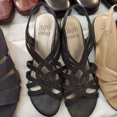 Size 7 Comfort Shoes by Clark's, Easy Spirit, Naturalizer and more (B3-BBL)