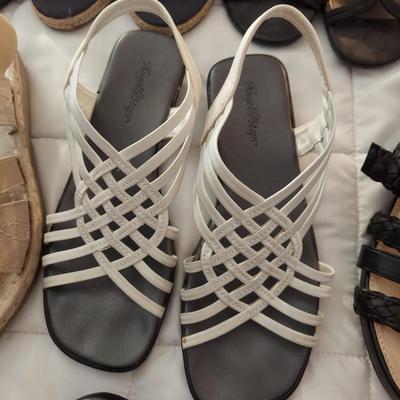 Size 7 Comfort Shoes by Clark's, Easy Spirit, Naturalizer and more (B3-BBL)