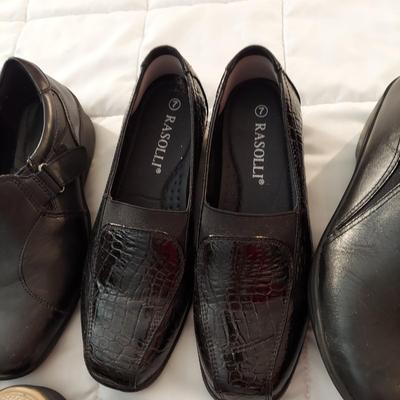 Size 7 Comfort Shoes by Clark's, Easy Spirit, Naturalizer and more (B3-BBL)