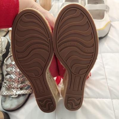 Size 7 Comfort Shoes by Clark's, Easy Spirit, Naturalizer and more (B3-BBL)