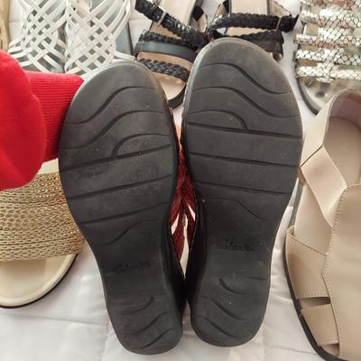 Size 7 Comfort Shoes by Clark's, Easy Spirit, Naturalizer and more (B3-BBL)