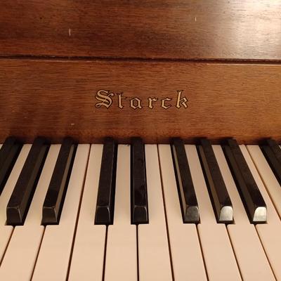 starck ori coustic piano