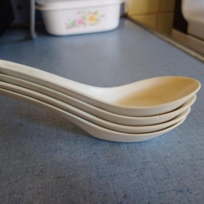 4 asian spoons