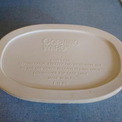 french white corningware dish w\lid