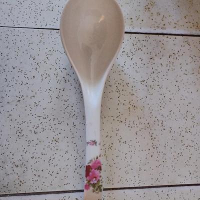 asian serving spoon w\flower handle