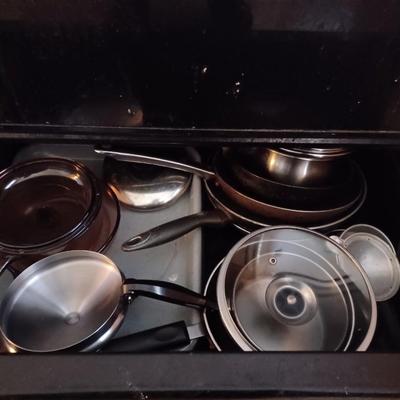 pot and pan lot