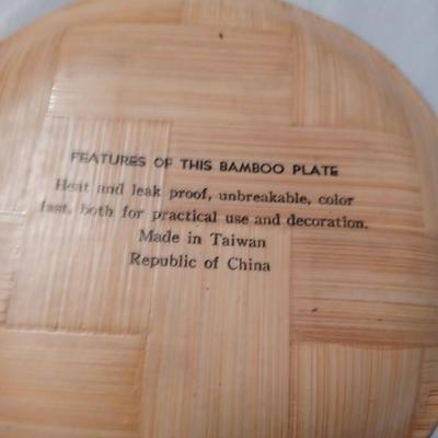 6 bamboo plates