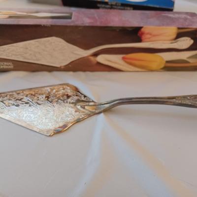 International Silver Co silverplated cake server