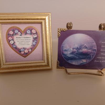 2 small Mom pictures