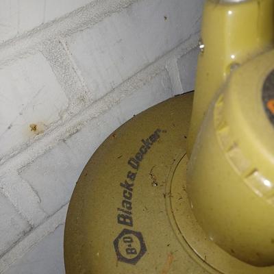 Black & Decker electric weed whacker