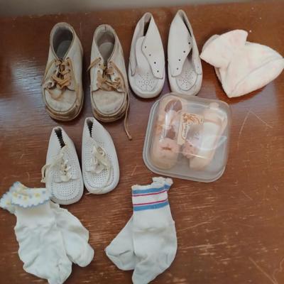 Baby shoe lot