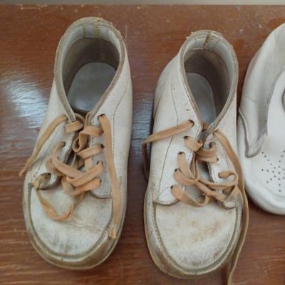 Baby shoe lot