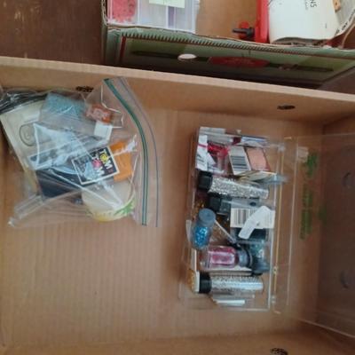 Loom and bead craft lot