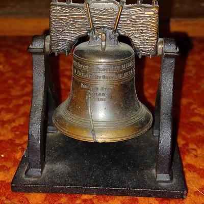 Paperweight Working Liberty Bell