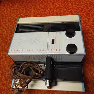 Vintage Eastman Kodak Model 1 Slide Projector