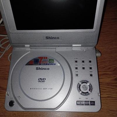 Shinco portable DVD player-works