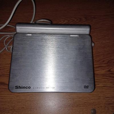 Shinco portable DVD player-works